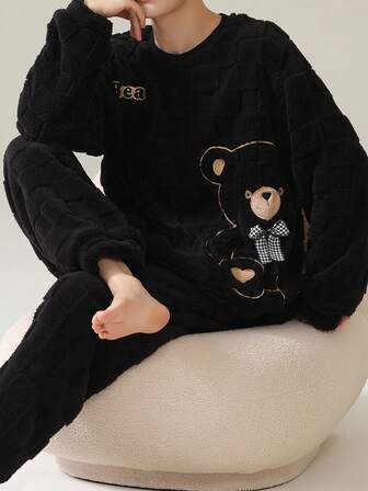 Cute Striped Wool Fluffy Pajamas - Teddy Bear Pattern Comfortable Wool Flannel Thickened Warm Fluffy Pajama Set - Autumn/Winter Men's Polyester Sleepwear Top And Pants, Suitable For New Year, Valentine's Day Couples - Long Sleeve Round Neck Top & Pants Homewear 2-Piece Set, Cozy Clothes