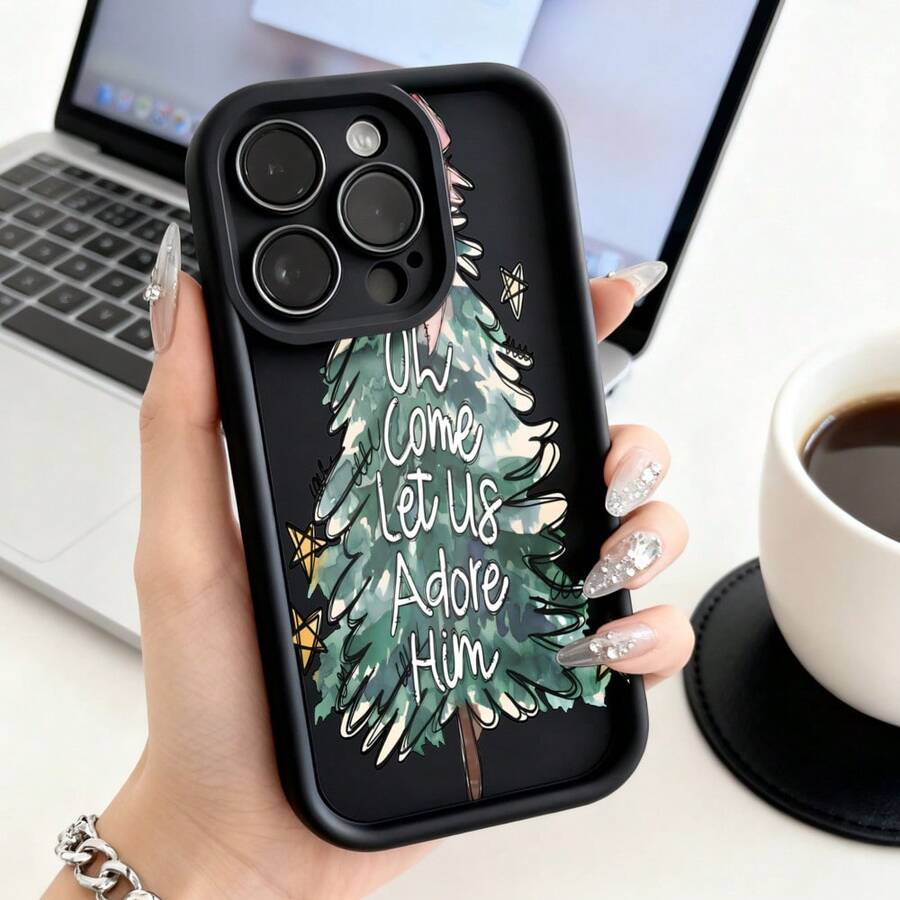 Cubierta de teléfono con diseño de árbol de navidad y texto Oh Come Let Us Adore Him color negro para uso diario y festivoCompatible with 16 Pro Max/16 Plus/16 Pro/16/15 Pro Max/15 Plus/15 Pro/15/14 Pro Max/14 Plus/14 Pro/14/13 Pro Max/13 Pro/13/12 Pro Max/12 Pro/12/11 Pro Max/11 Pro/11/XS Max/XR/X/7 Plus/7 TPU Drop-Proof and Stain-Resistant Protective Soft Case - Negro - Ver 1