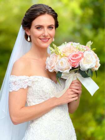1 ramo de rosas artificiales de color rosa degradado a blanco para novia, con gipsófila, hojas verdes y cinta de color crema, para fotografía de boda y decoración de fiestas