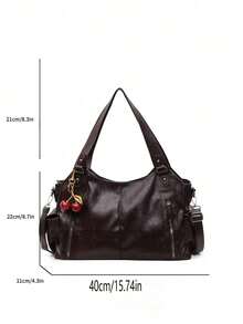 时尚多功能纯色单肩包，采用大容量复古PU材质，饰以樱桃吊坠，拉链封口，女士通勤包，适合购物、旅行和通勤等场合。 - 查看 8