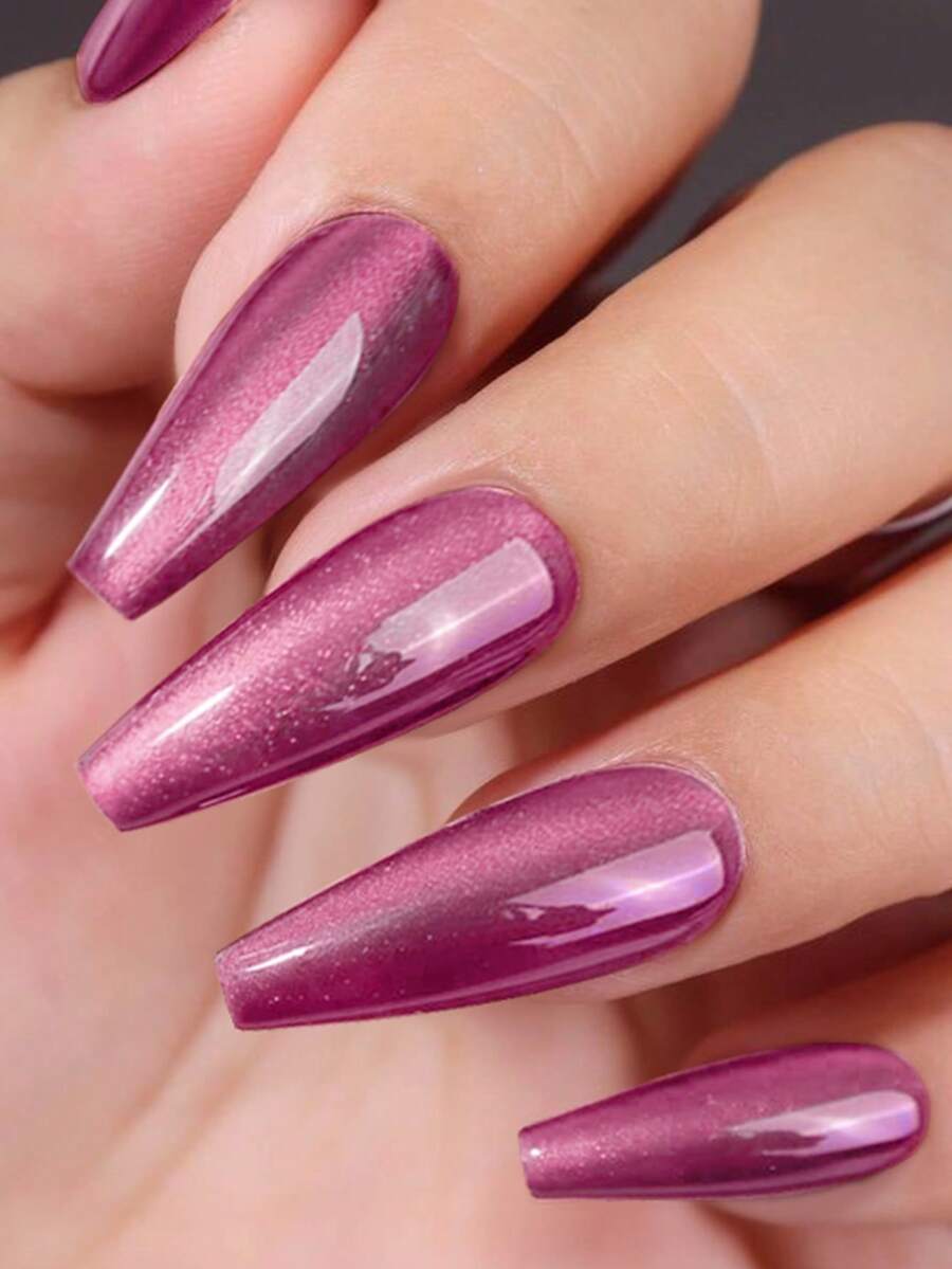 24片Y2K长棺材形美学粉色猫眼水晶美甲贴片，长款完美贴合红色猫眼亚克力假指甲套装，包含1片果冻胶和1个指甲锉，猫眼美甲适合女性和女孩日常佩戴，也适合锐舞派对美甲用品。 - 查看 1