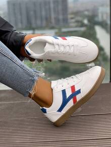 Zapatillas planas blancas de estilo casual con cordones, zapatos de piel, estilo escolar, de fácil puesta, zapatos casuales versátiles, elegante moda casual, adecuados para primavera/otoño, zapatillas para correr - Blanco - Ver 6