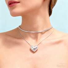 Set Of 2 Fashionable Necklaces For Women, Necklace With Heart Pendant And Sparkling Snake Bone Chain. - Silver - View 6