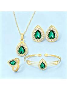 Bijoux élégants : Bagues, colliers et boucles d'oreilles en forme de larme avec rubis, ornés de décorations en cristal scintillant - Un accessoire de style vintage pour les occasions formelles et le port quotidien étincelant - Multicolore - Voir 8