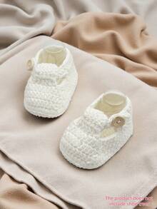1 Pair Handmade Crochet Infant Shoes, Button Closure, Flat Sole - White - View 9