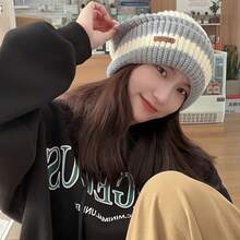 2025 New Brimless Women's Hat, Universal Striped Warm Lightweight Hat Autumn And Winter