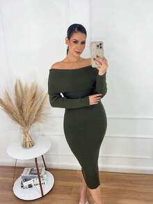 Women's Ribbed Midi Dress With Long Sleeves And Off-The-Shoulder Detail - 墨綠色 - 查看 1