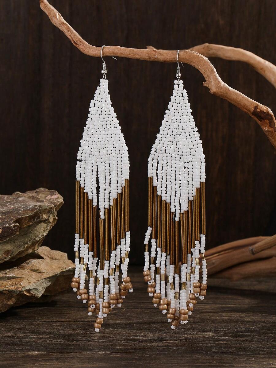 Hoa tai hạt thủ công, Hoa tai tua rua dài ống vàng phong cách Bohemian, Hoa tai tua rua Moon Series, Hoa tai tua rua phong cách nghỉ dưỡng, Phổ biến ở Châu Âu và Châu Mỹ, Phụ kiện thời trang nữ, Hoa tai đa năng hàng ngày và kỳ nghỉ, Lựa chọn quà tặng ngày lễ