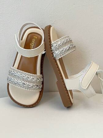 1 Pair Girls' Summer Rhinestone & Sequin Woven Strap Decorated Open Toe Princess Sandals. Sweet And Eye-Catching Flat Sandals Suitable For Little Girls To Wear Outdoors