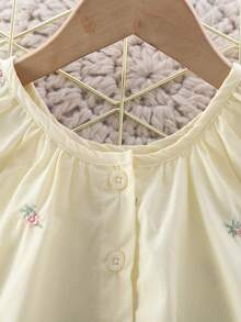 2pcs/Set Girls Sweet Embroidered Floral Sleeveless Top And Casual Pants Set, Summer - Apricot - View 3