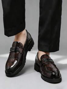 Luxury Retro Designer Men's Slip-On Penny Loafers, Plaid Crocodile Embossed Soft Leather Breathable Round Toe Formal Dress Shoes, Elegant Gentleman Business Casual Shoes, Suitable For Men's Daily Office, Party, Wedding, Romantic Dinner, Holiday Gift, Back To School, All Seasons. Recommend Sizing Up One Size