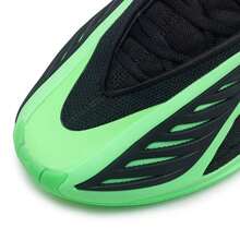 Adidas ANTHONY EDWARDS 2 篮球鞋，带缓震功能，采用 LIGHTSTRIKE 中底技术，男士休闲户外运动鞋 JR1572 - 黑色/螢光綠 - 查看 11