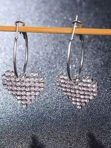 1 对超大金属心形环状耳环，经典欧美时尚耳环，适合女士情人节 - 心 - 查看 8