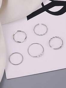 Set da 5 anelli sottili e impilabili minimalisti ed eleganti, set di anelli per articolazioni per donne