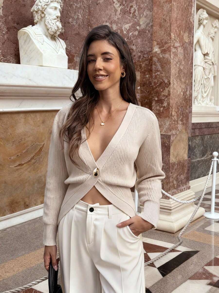 Frühling/Sommer Neu Aprikot V-Ausschnitt Unregelmäßige Knopf Strickjacke von FOR BEAUTY, Mode, minimalistisch, sanft, lässig, vielseitig, geeignet für tägliche Ausflüge und den Arbeitsweg, Strickjacke im Street-Style für Frauen - Aprikosenfarben - Übersicht 1
