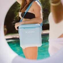 Tag-Along Too - Hielera Estilo Picnic de 10.4 litros con Correa, Verde Azulado(Azul polvoriento) - Multicolor - Ver 10