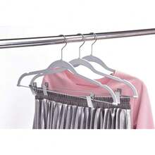 Quality Plastic 20-Pack Non Velvet Non-Flocked Thin Compact Coat Hangers With Metal Clips For Skirts Pants Blouses 360 Swivel Hook (Gray, 20),Gray - 灰色的 - 查看 8