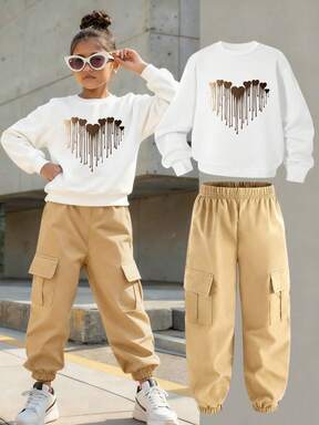 女童卡通印花圆领长袖上衣和工装裤套装