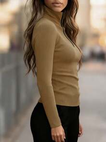 卡其色高领拉链针织衫 | 修身保暖弹力叠穿单品 | 简约拉链设计，多功能百搭 | 适合办公室、通勤、都市休闲、秋冬季穿着 - 卡其色 - 查看 5