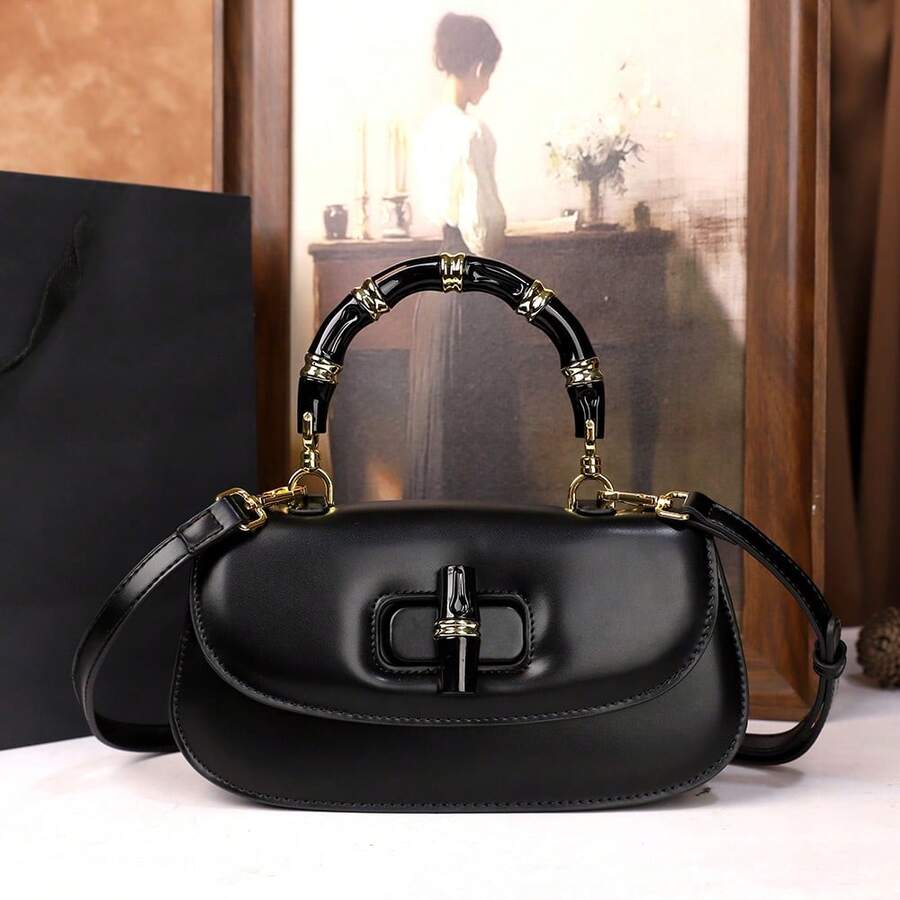 The New Bamboo Joint Hand-Held Saddle Bag For Autumn And Winter 2025 Is A Versatile And Elegant Simple Small Single-Shoulder Crossbody Bag For Women
