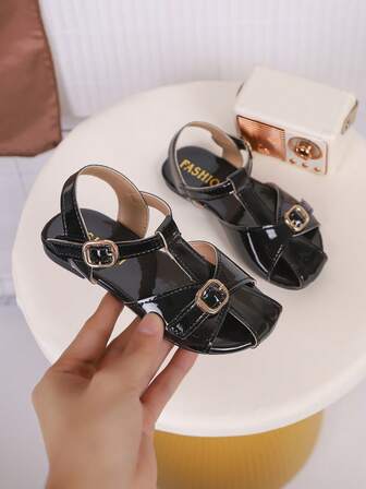Kids' Fashionable Outdoor Slippers, Flat Summer Sandals, New Beach Shoes, Beloved By Girls