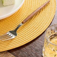 FunWheat Round Braided Placemats Set Of 4 Table Mats For Dining Tables Woven Washable Non-Slip Place Mats 15inch (Yellow, 4pcs),Yellow15inchessetof4 - 黃色15英寸,一組4個 - 查看 7