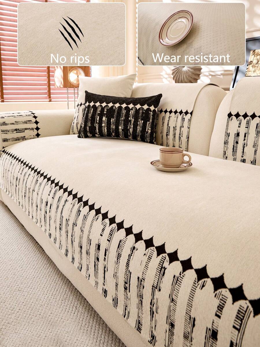 A closer look at Slipcover Minimalist Couch