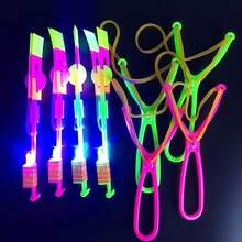 Brinquedo Voador Rotativo Helicoptero Led Foguete Lançador Luminoso Criança - Multicolorido - Visão 2