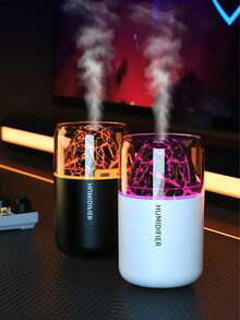 1个180毫升车载火山加湿器，USB供电，2种工作模式，7色LED灯，缺水智能断电，静音喷雾，家用电动空气清新剂，火山效果香薰灯和精油扩散器，非常适合房间装饰、办公室、客厅、桌面、汽车使用，送给女性的礼物。