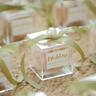 4个迷你透明亚克力3D收纳盒，带盖，透明珠宝展示盒，适用于宝石、糖果、巧克力和小物件 - 方形珠宝盒和婚礼派对礼品袋，珠宝盒，小物件收纳盒，宝石展示盒，方形珠宝盒，亚克力收纳盒，装饰艺术风格，简约美学，可堆叠设计，边缘切割精准，珠宝收藏家之选