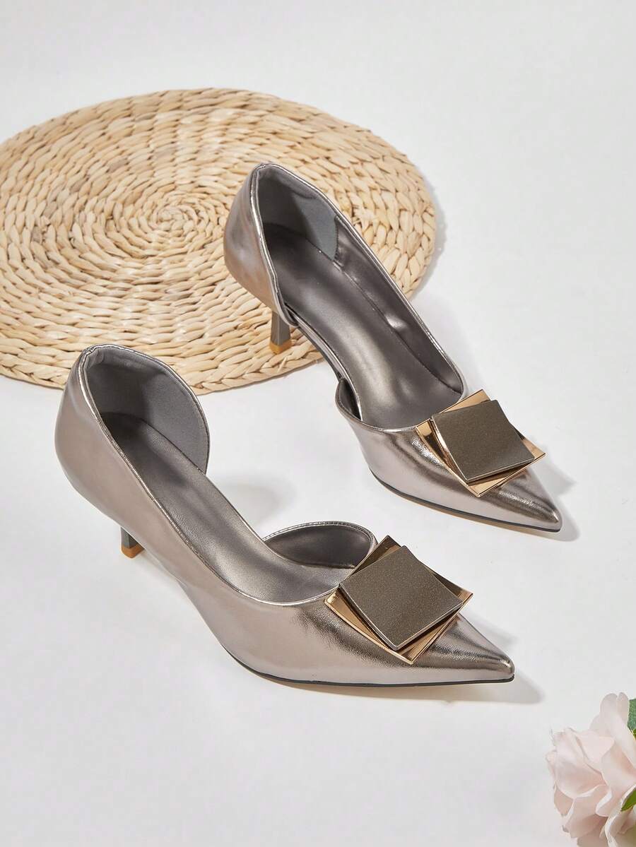 2025新款女士纯色简约方扣尖头优雅高跟鞋（鞋面随机石纹切割），秋冬款