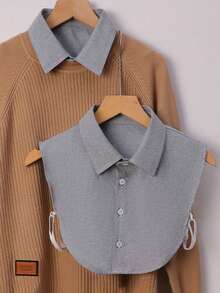 4件/3件/2件/1件多功能职业风衬衫，配有假领、方领、尖领和假领，适合搭配正装或低领外套。尺码标准：适合非肥胖体型，适合体重180磅以下穿着，面料采用柔软的涤纶材质。