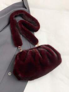 2025新款毛绒女士单肩包，秋冬新款蓬松斜挎包，褶皱云朵手拿包，休闲蓬松云朵手提包，优雅纯色包包，时尚单肩包，适合女士日常使用 - 酒紅色 - 查看 9