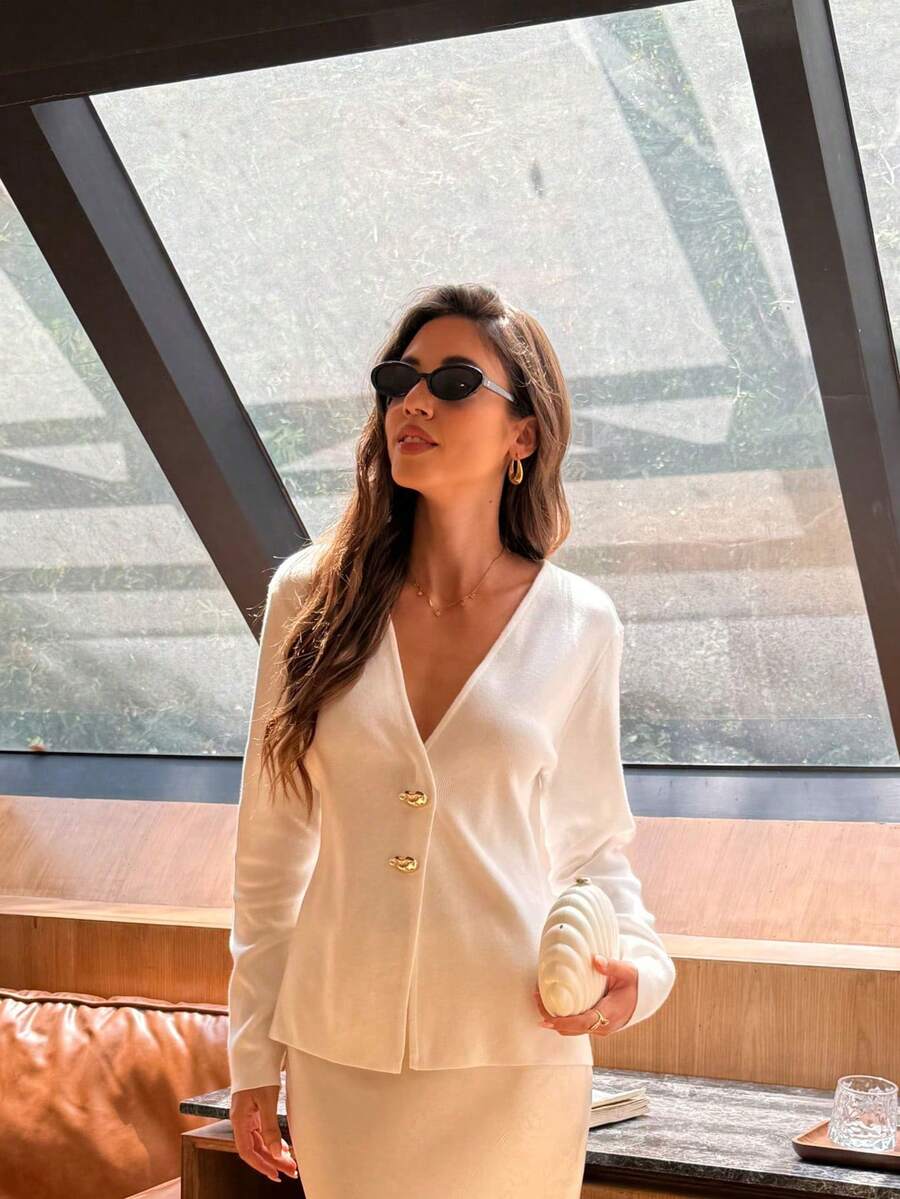 FOR BEAUTY V-Neck White Fashionable Business Elegant Commuter Knit Sweater, Women New Solid Color Minimalist Long Sleeve Waist Fitted Cardigan, Casual Everyday Wear, New Year - White - View 1