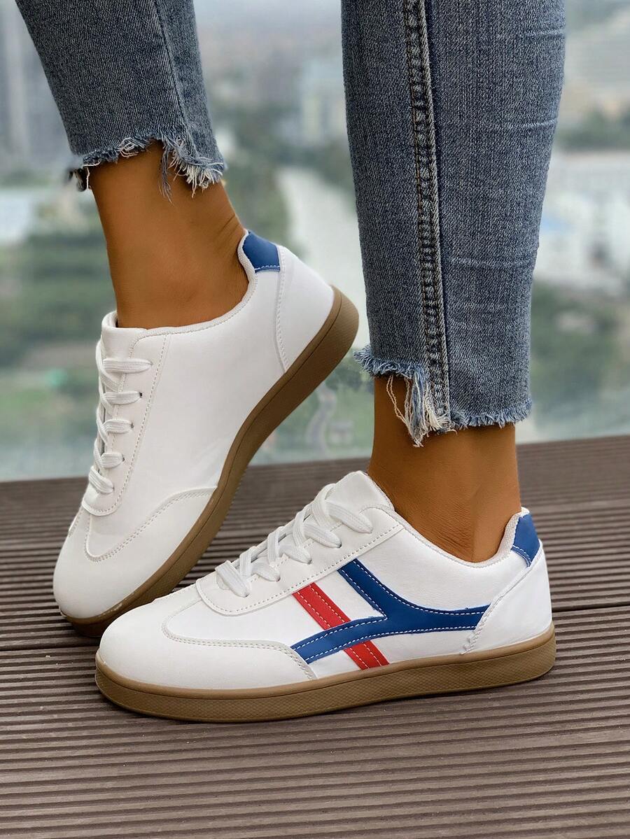 Zapatillas planas blancas de estilo casual con cordones, zapatos de piel, estilo escolar, de fácil puesta, zapatos casuales versátiles, elegante moda casual, adecuados para primavera/otoño, zapatillas para correr - Blanco - Ver 1