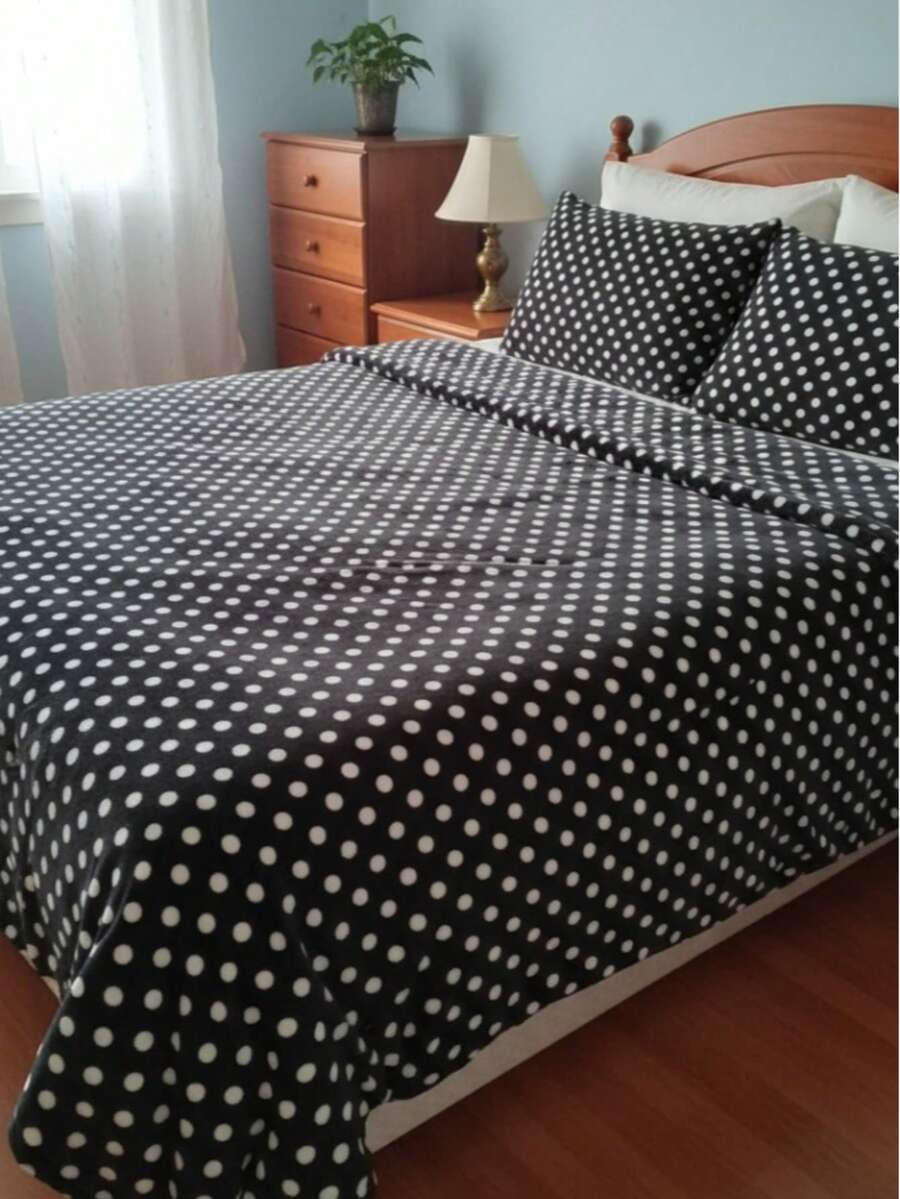 Comforters - Black - View 1