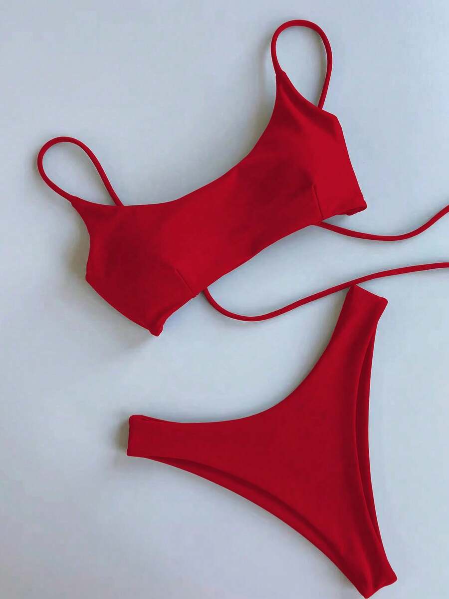 Set Bikini Wanita Terbaru Musim Panas Gaya Liburan Pantai Eropa dan Amerika Elegan Seksi Warna Merah Polos Tanpa Punggung dengan Tali Pengikat - Merah - View 1
