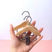 A Mini Solid Wood Pet Hanger, Invisible Pet Clothing Rack (Suitable For Cat And Dog Valentine's Day Gifts, Weddings, Birthday Presents), Miniature Hanger For Pet Clothing, Original Wood-Colored Hanger For Small Cat And Dog Clothes, Small Dog Clothing And Doll Hanger, Pet Cat Supplies. - Wood Color - View 8