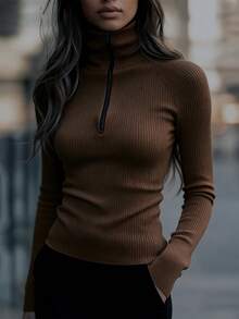 棕色高领拉链针织衫 | 修身剪裁，保暖弹力 | 简约拉链设计，百搭叠穿单品 | 适合办公室、通勤、休闲都市、秋冬季穿着