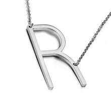 Collar con colgante de letras grandes de acero inoxidable chapado en oro de 18K con inicial en diagonal MOMOL, collar con monograma de nombre para mujeres, R - r - Ver 1