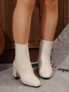 Jenner Inspired Square Toe High Shaft Tall Boots, Leather-Look, Thick Heel, Slim Fit, Warm Lining, Women Autumn/Winter Riding Boots - 白色 - 查看 3