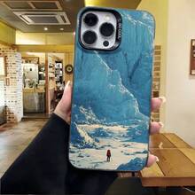 Cubierta de telefono con diseño de montaña nevada azul para iPhone 14 Pro Max protector de pantalla con imagen de escalador en nieve estilo alpino ideal para uso diario y viajes - Negro - Ver 4