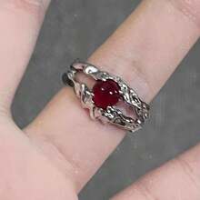 Asymmetrical Red Crystal Glass Heart-Shaped Aesthetic Ring, Y2K Gothic Style Spider Ring, Creative Decadent Jewelry Accessories - Red - View 9