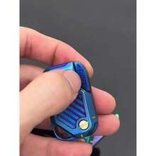 Jucărie inovatoare de decompresie cu glisant pentru degete, 2,7 cm * 4,6 cm, perfectă pentru birouri. Ușor de transportat și poate fi folosită oricând ca instrument de ameliorare a stresului, articol mic și drăguț, dispozitiv de ajutor pentru concentrare. Design compact, stil minimalist.