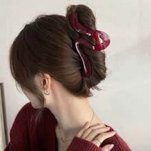 1PC Burgundy Acrylic Hair Clip For Women Elegant Wine Red Statement Piece Minimalist Bohemian Vintage Style Hypoallergenic Lightweight Hair Accessory For Wedding Party Beach Vacation Gift For Her - 酒紅色 - 查看 2