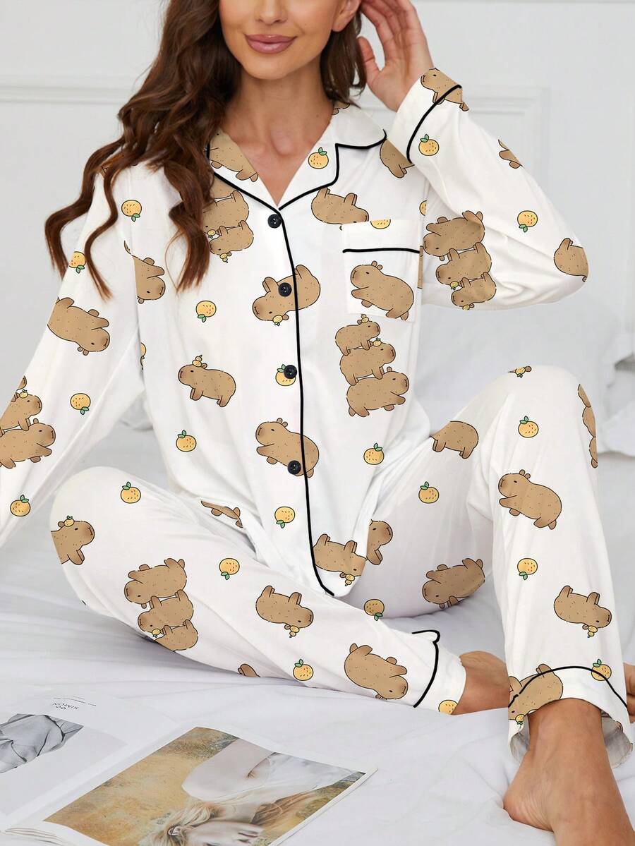 2pcs Autumn/Winter Capybara Print Pajama Set For Women, Comfortable Long Sleeve Lapel Button-Up Shirt With Chest Pocket And Relaxed Elastic Waist Pants, Sleepwear For Holiday Party, Soft Fabric For Casual Outdoor & Indoor Warmth, Fall Clothes - 棕色 - 查看 1