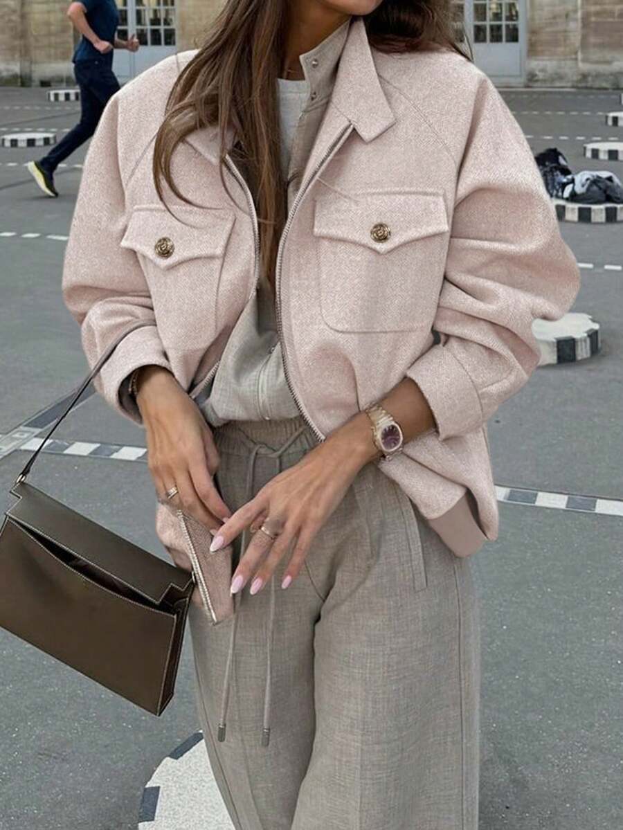 Áo khoác Doriss cổ đứng, túi nắp, họa tiết xương cá, cài nút và khóa kéo, thích hợp cho mùa tựu trường, áo khoác ngoài, màu trơn, phù hợp cho bữa tối, phong cách bohemian cổ điển. - Tro - Xem 1