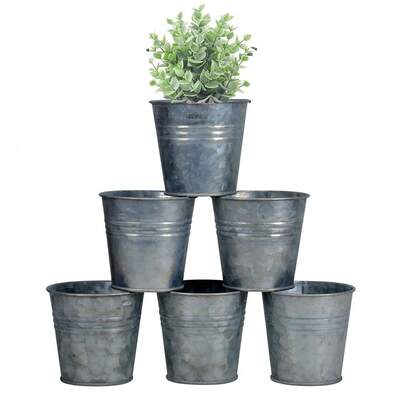 6件套乡村风格锌合金花盆 - 小型圆形花盆，表面粗糙，轻巧，适合室内外使用，是婚礼中心装饰、盆栽植物、花园装饰、庭院和草坪维护、植物容器的理想之选，具有复古美感，经久耐用，是家庭园艺爱好者的完美选择。