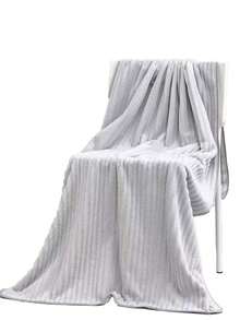 1pc Classic Warm Fleece Bath Towel Set, 70*140cm Towel & 35*75cm Washcloth, Super Soft Absorbent Quick-Dry Fiber, Multiple Colors Available, Ideal For Swimming, Fitness, Outdoor, Bathing, Shower, Bathroom - Multicolor - View 14