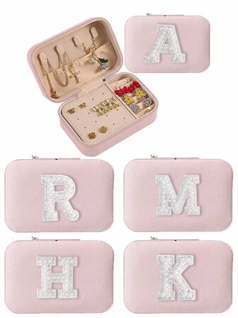 1 pieza Caja de joyería con letra A-Z, caja de joyería de novia, caja de regalo para dama de honor, caja de joyería mini, regalo de cumpleaños para mujer, novia, amiga, Navidad, Halloween, boda, caja de joyería de viaje de moda personalizada - Caja de joyería de viaje para mujer, regalo de Navidad para adolescentes, caja para anillos, caja de regalo para mujer, caja de joyería de cuero PU (para anillos, colgantes, aretes, collares, etc.)